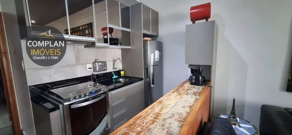 Apartamento à venda com 3 quartos, 120m² - Foto 2