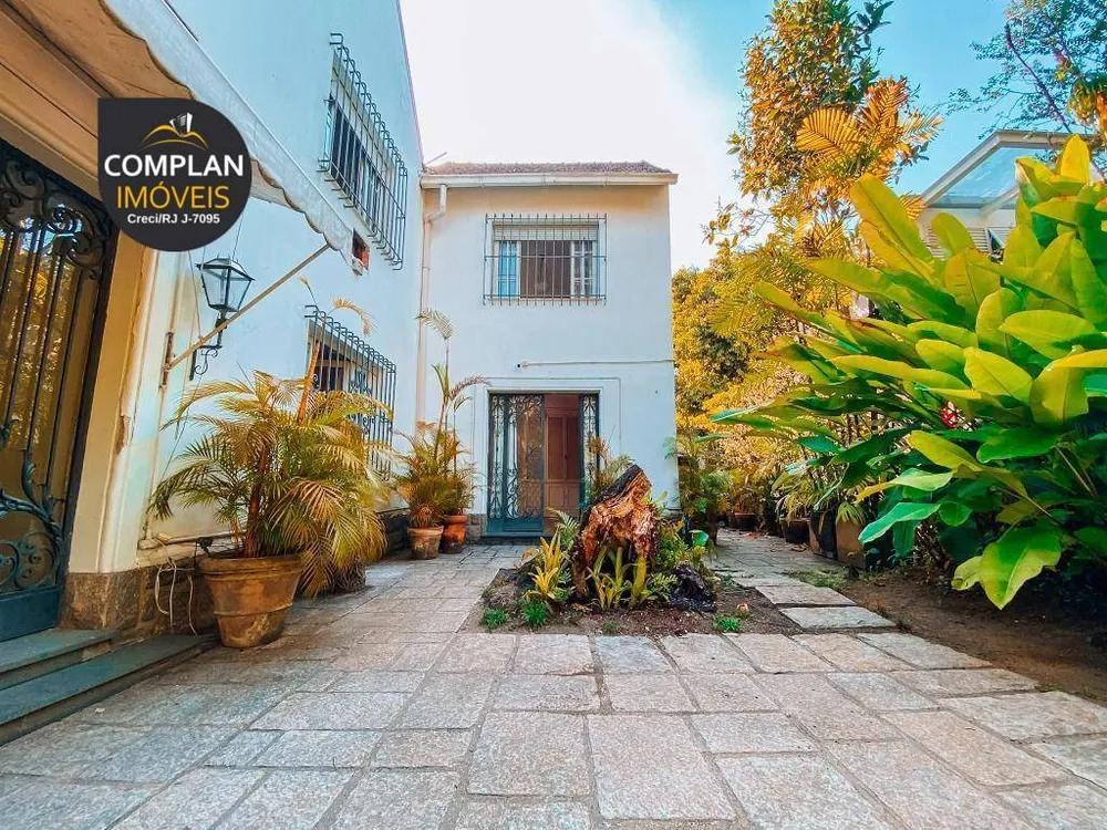 Casa, 5 quartos, 537 m² - Foto 1