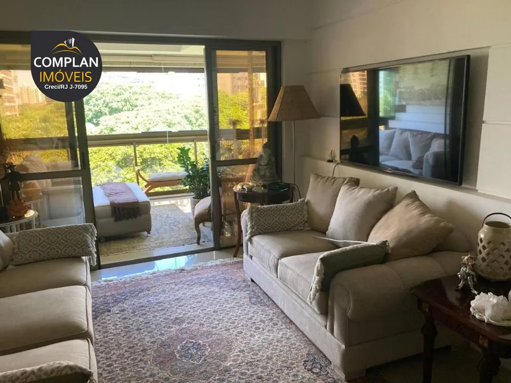 Apartamento, 3 quartos, 150 m² - Foto 1