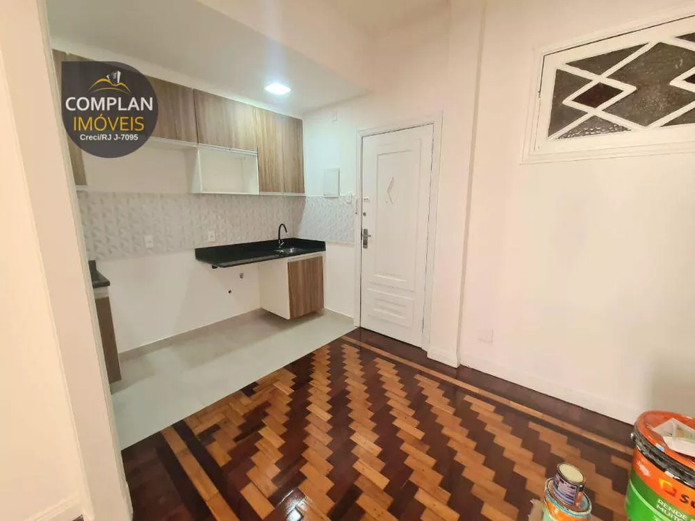 Apartamento à venda com 1 quarto, 27m² - Foto 4