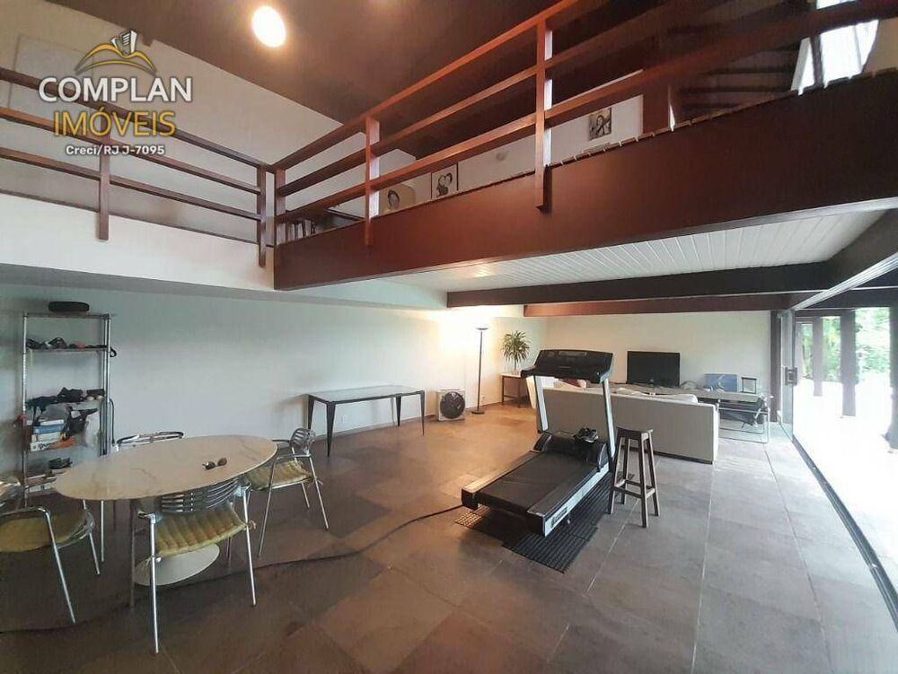 Casa à venda com 4 quartos, 1000m² - Foto 3