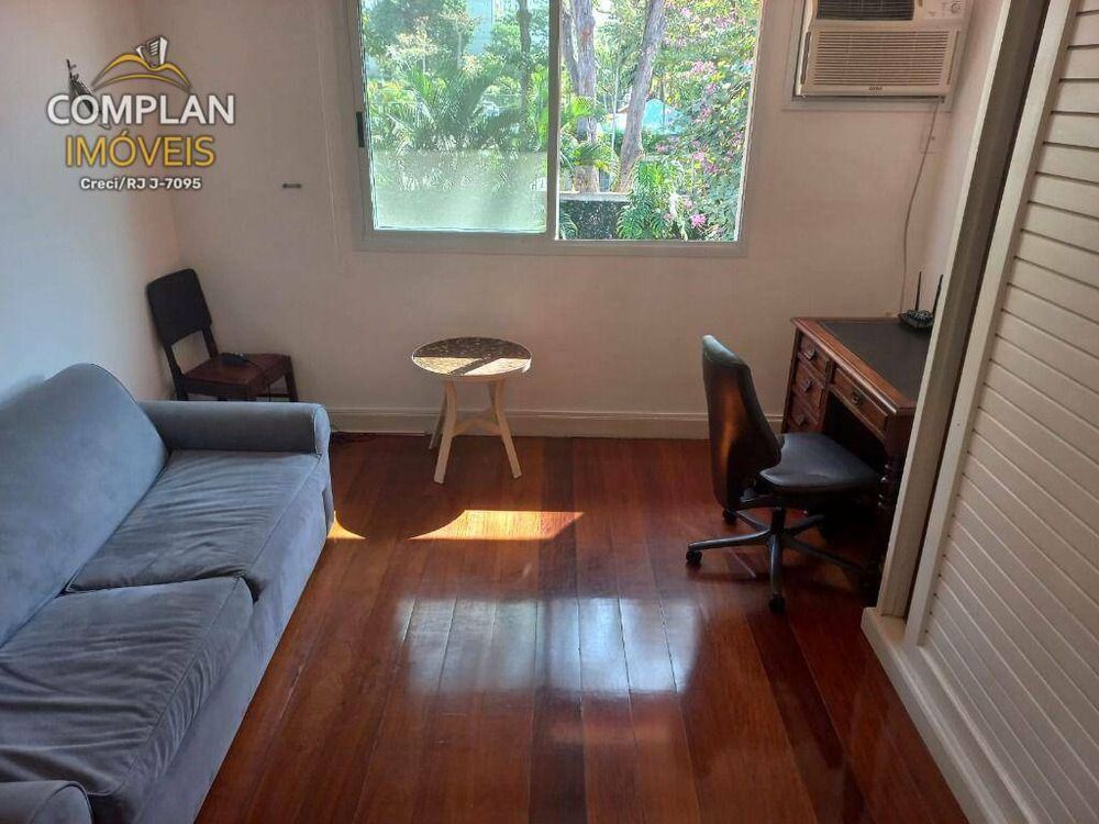 Casa à venda com 4 quartos, 1000m² - Foto 19