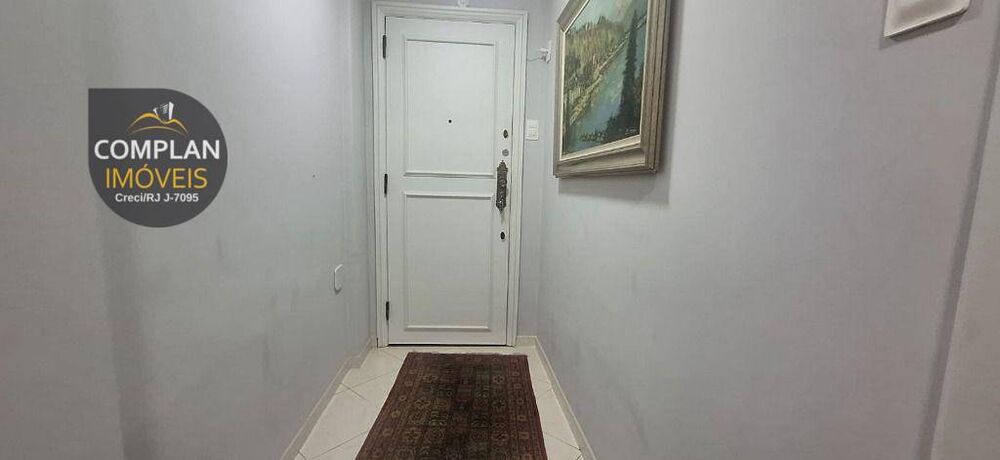 Apartamento à venda com 3 quartos, 107m² - Foto 1