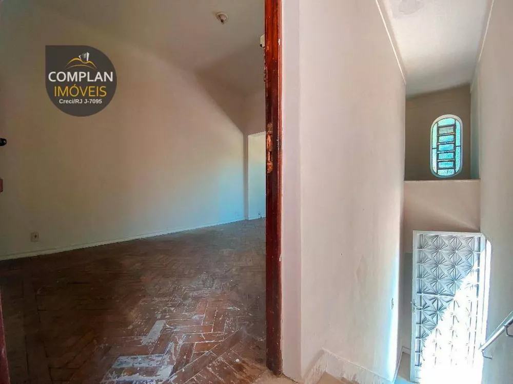 Casa, 3 quartos, 211 m² - Foto 4