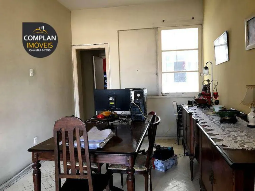 Apartamento, 3 quartos, 180 m² - Foto 1
