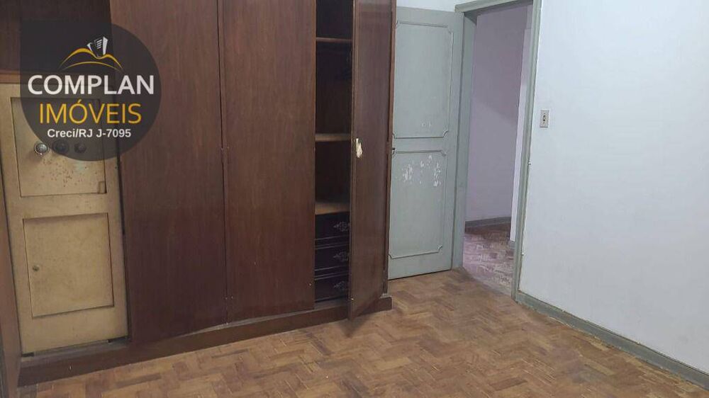 Apartamento à venda com 3 quartos, 124m² - Foto 11