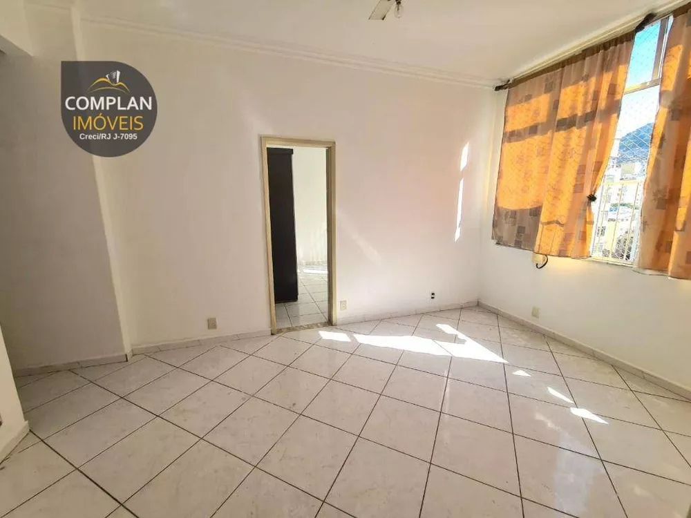 Apartamento à venda com 1 quarto, 40m² - Foto 4