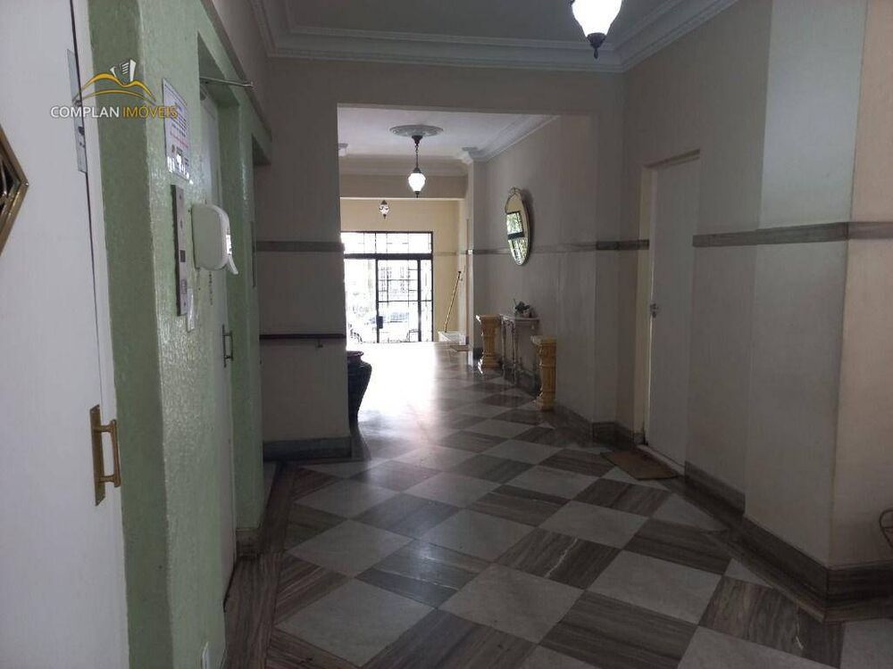 Apartamento à venda com 3 quartos, 140m² - Foto 8