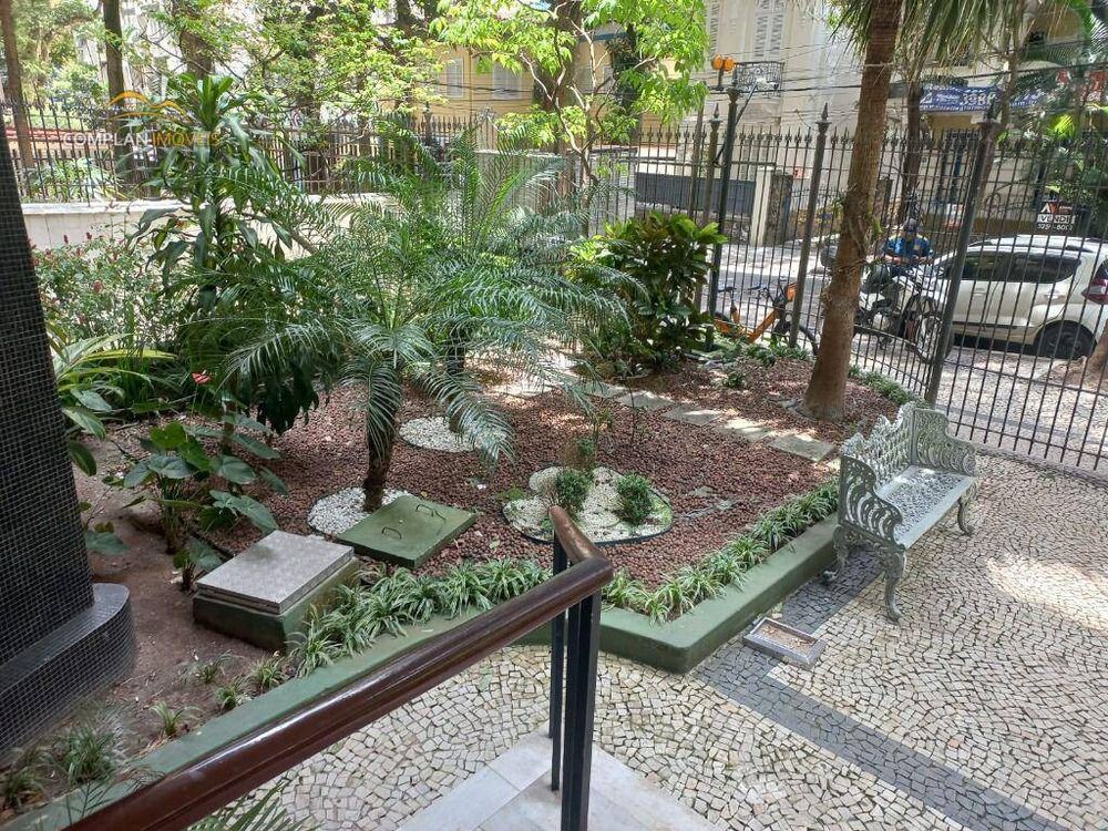 Apartamento à venda com 3 quartos, 140m² - Foto 11
