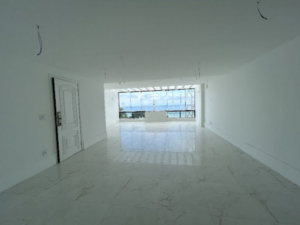 Cobertura à venda com 4 quartos, 370m² - Foto 1