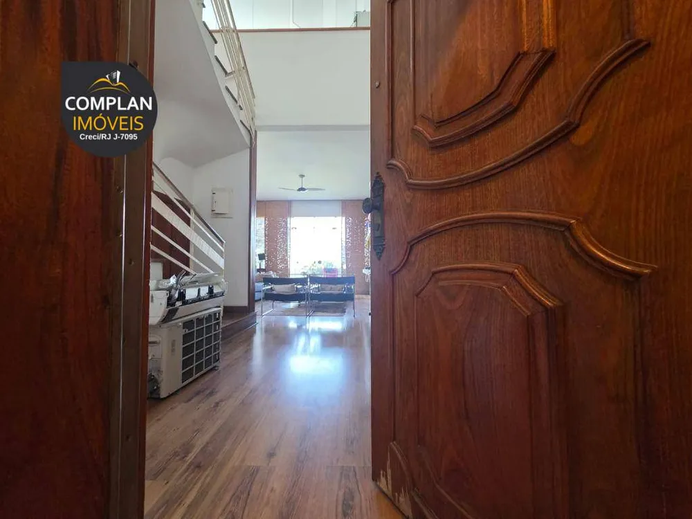 Cobertura, 3 quartos, 258 m² - Foto 5
