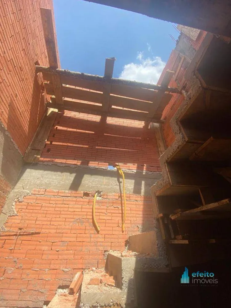 Sobrado, 4 quartos, 186 m² - Foto 3