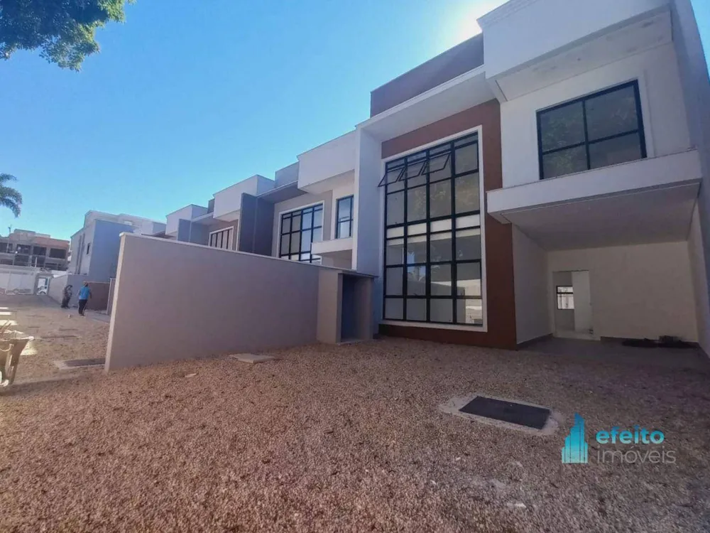 Sobrado, 3 quartos, 187 m² - Foto 1