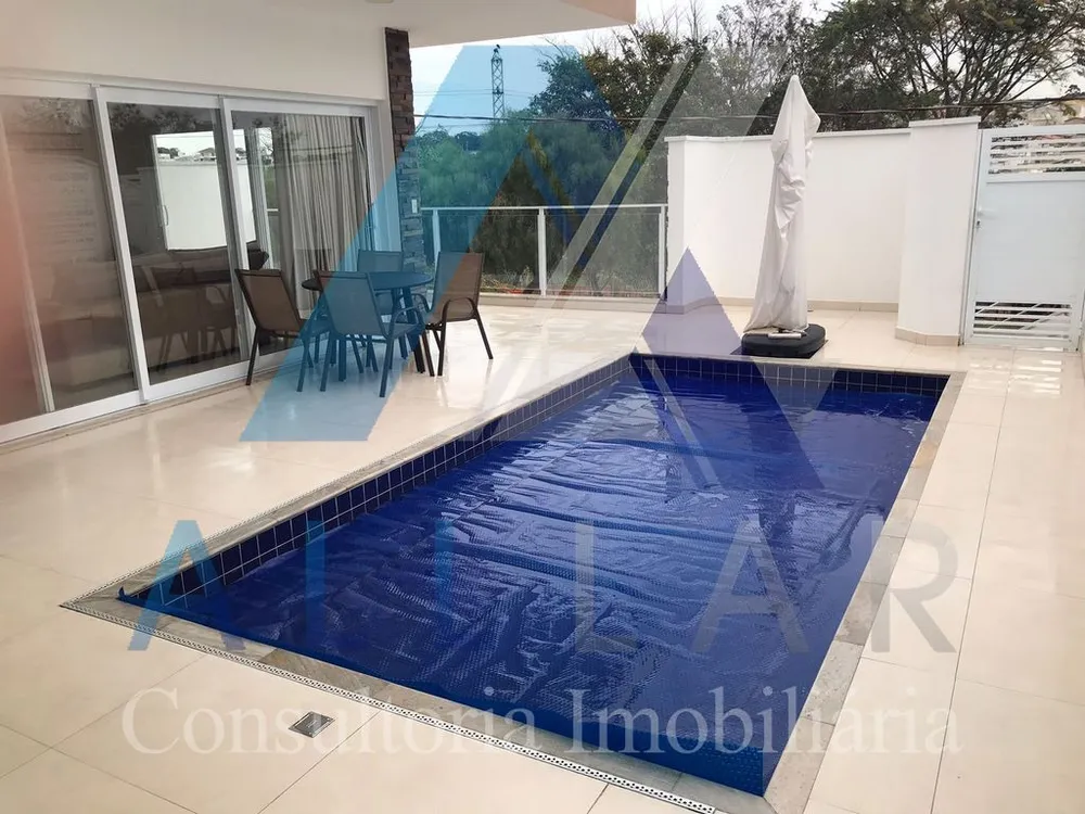Sobrado, 3 quartos, 2200 m² - Foto 1