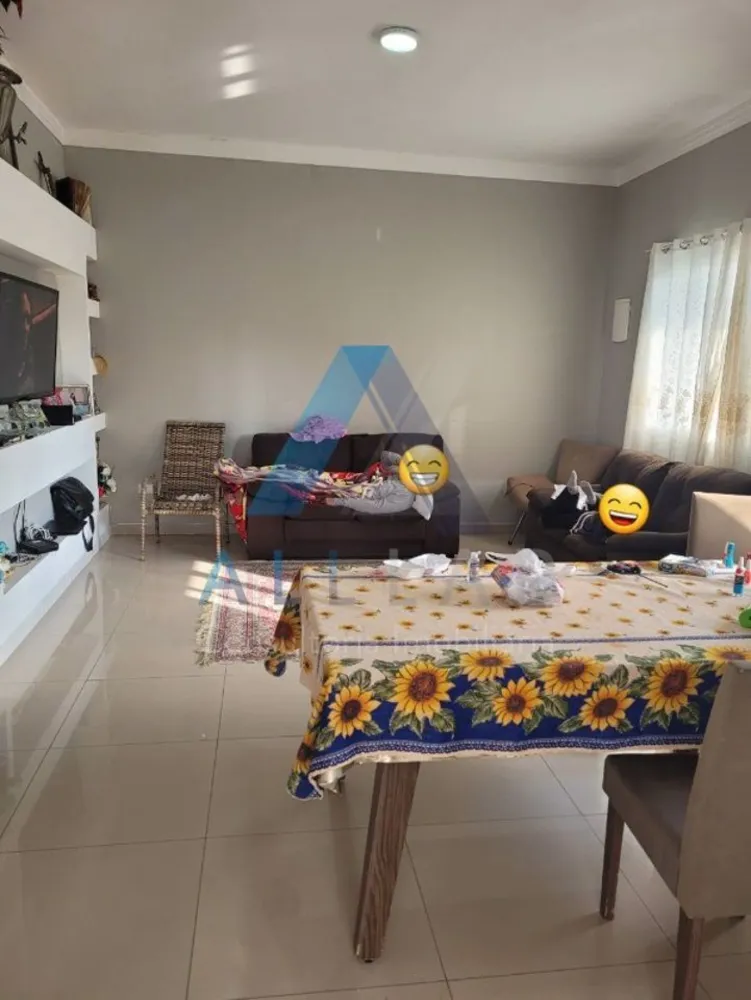 Casa, 4 quartos, 260 m² - Foto 4