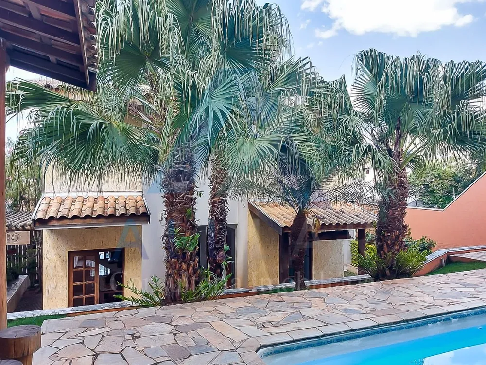 Sobrado, 3 quartos, 256 m² - Foto 1