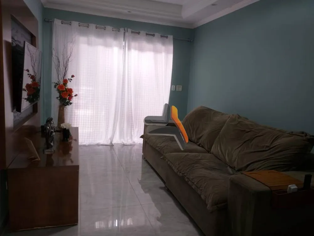 Casa, 3 quartos, 229 m² - Foto 4