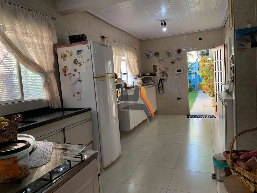 Casa, 2 quartos, 228 m² - Foto 12