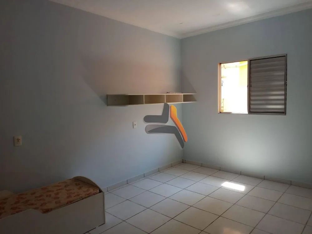 Casa, 4 quartos, 232 m² - Foto 3