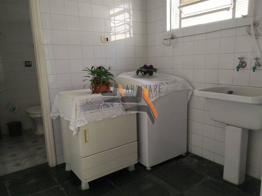 Casa, 3 quartos, 196 m² - Foto 2