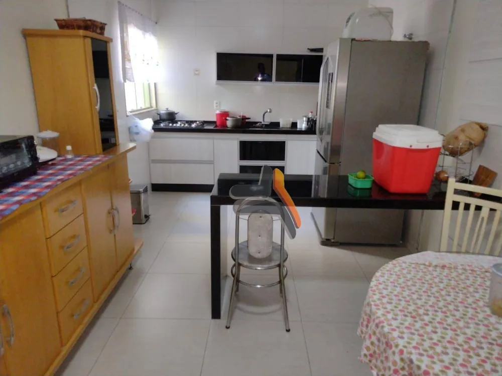 Casa, 4 quartos, 258 m² - Foto 7