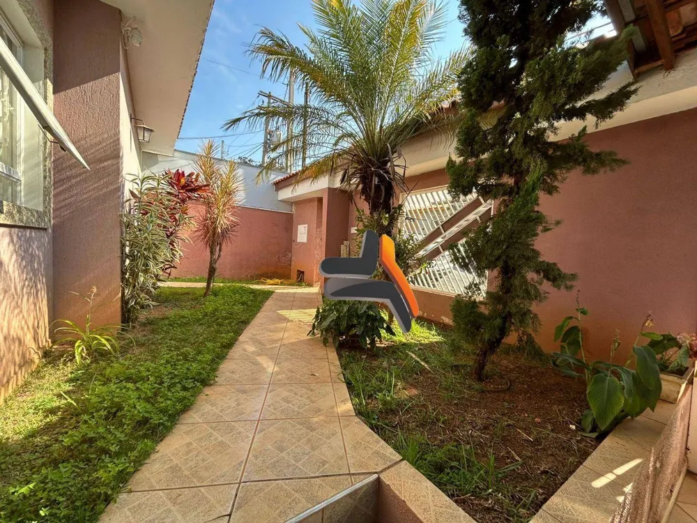 Casa, 3 quartos, 162 m² - Foto 2