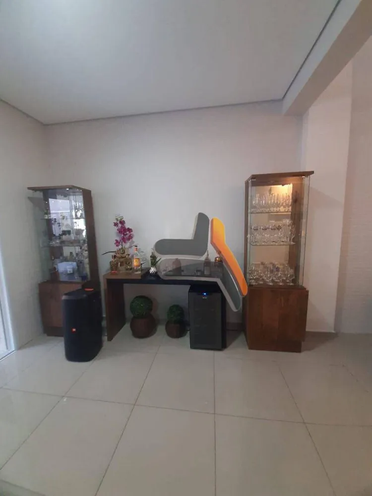 Sobrado, 3 quartos, 261 m² - Foto 6