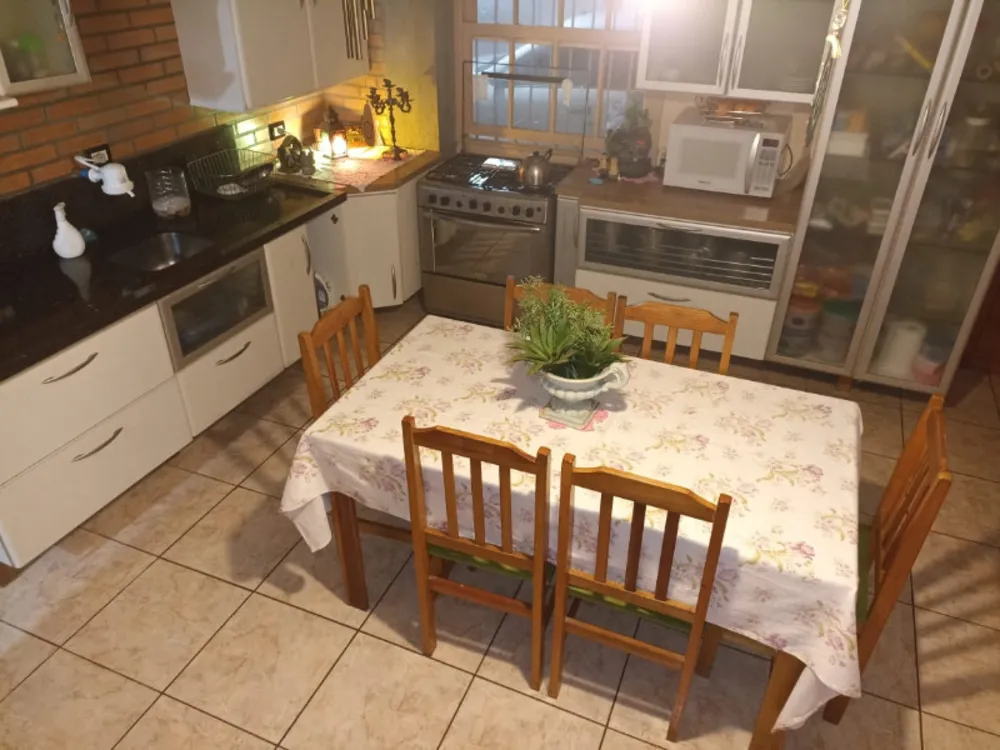Casa, 4 quartos, 216 m² - Foto 4