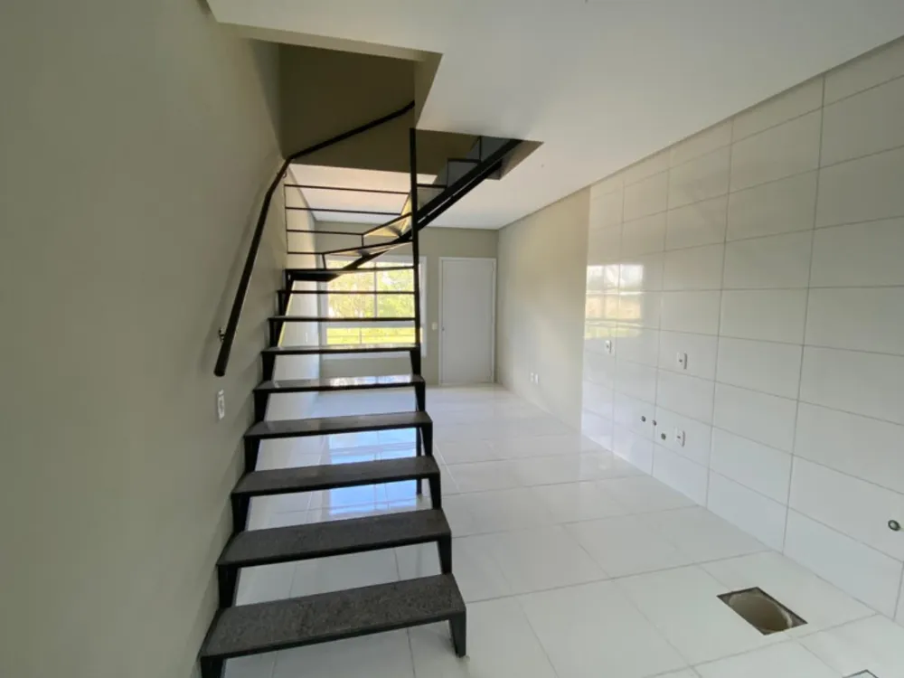 Sobrado, 2 quartos, 60 m² - Foto 2
