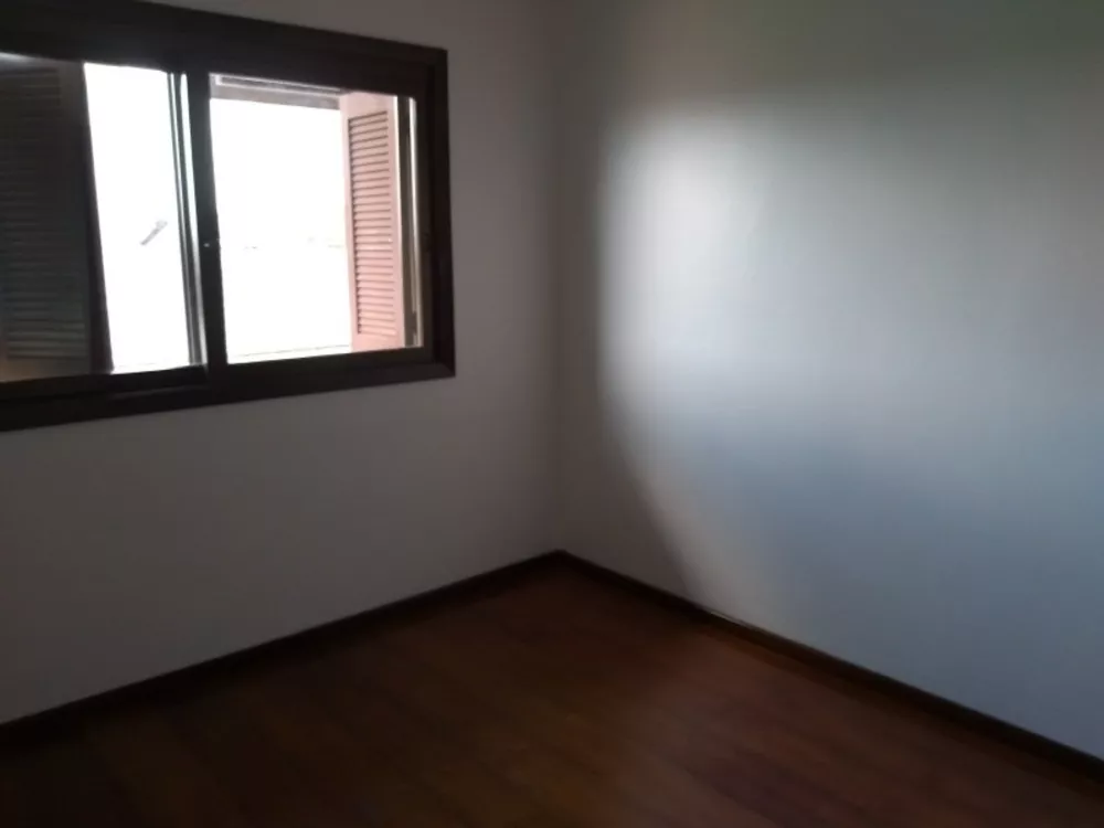 Casa à venda com 3 quartos, 120m² - Foto 3