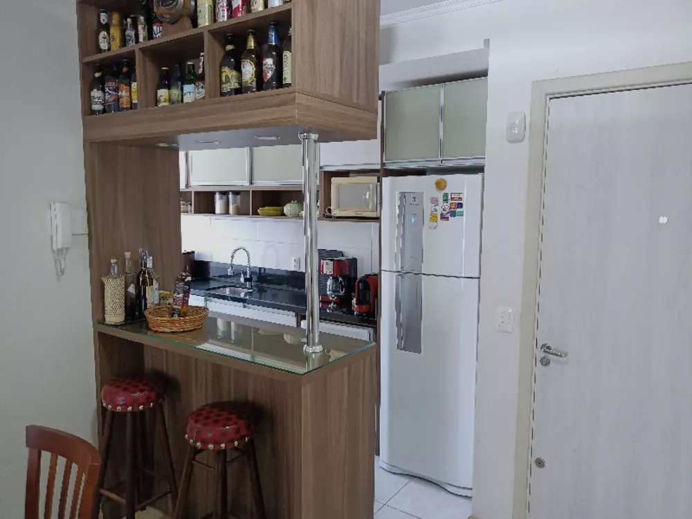 Apartamento à venda com 3 quartos, 74m² - Foto 4