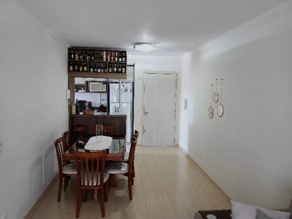 Apartamento à venda com 3 quartos, 74m² - Foto 3