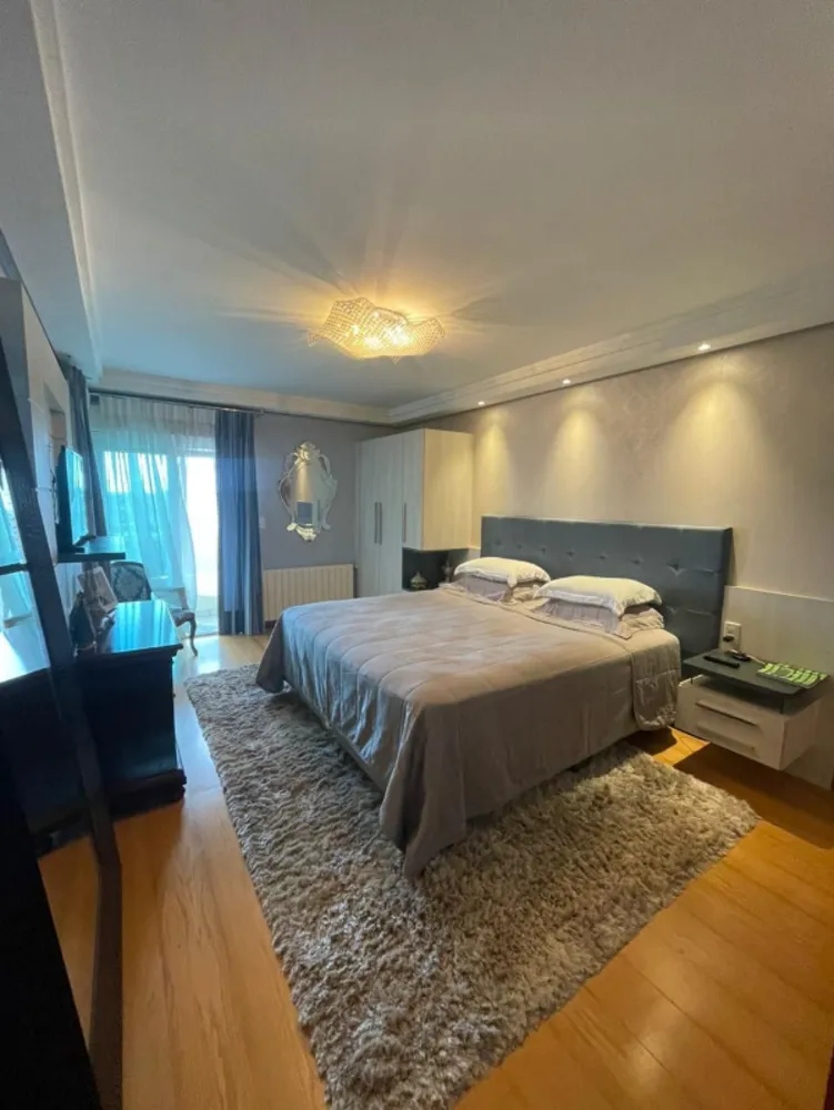 Apartamento, 3 quartos, 191 m² - Foto 2