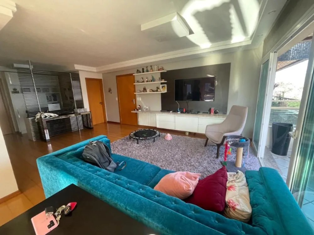 Apartamento, 3 quartos, 191 m² - Foto 2