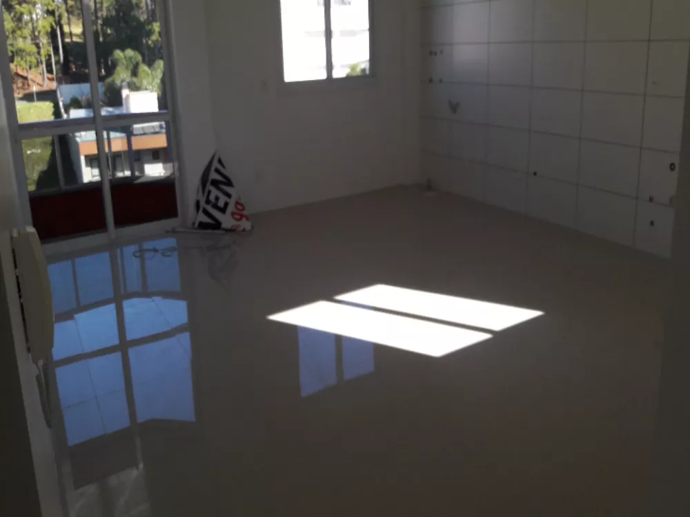 Apartamento à venda com 2 quartos, 85m² - Foto 4