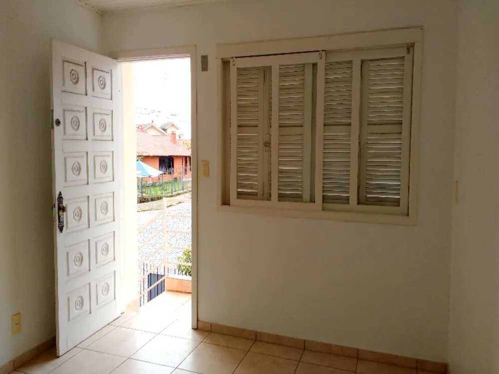 Casa, 5 quartos, 209 m² - Foto 4