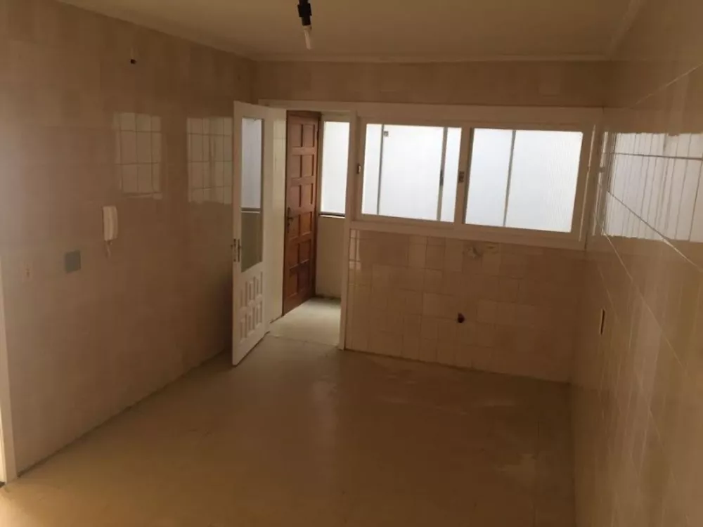 Apartamento à venda com 2 quartos, 90m² - Foto 3