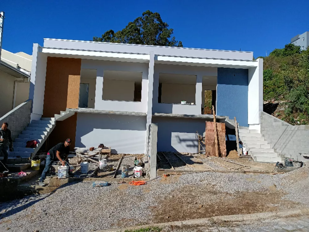 Sobrado à venda com 3 quartos, 70m² - Foto 1