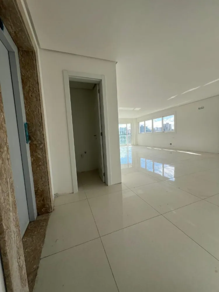 Apartamento, 3 quartos, 177 m² - Foto 3