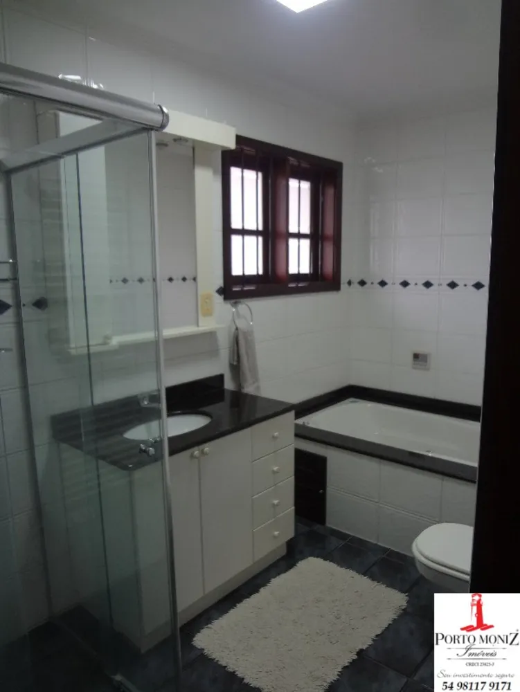 Casa, 5 quartos, 261 m² - Foto 1