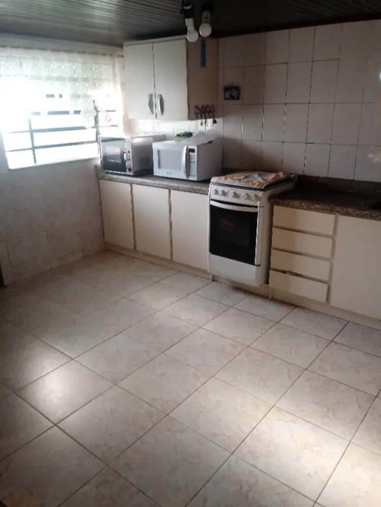 Casa, 4 quartos, 190 m² - Foto 4