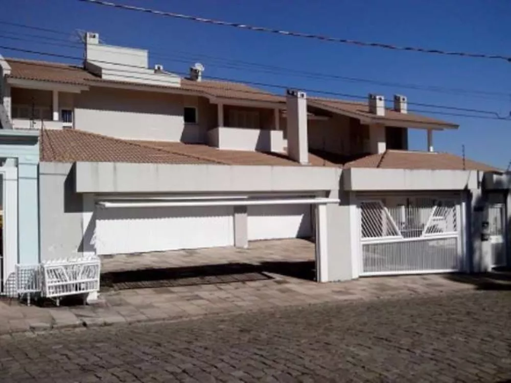 Casa à venda com 4 quartos, 1500m² - Foto 2