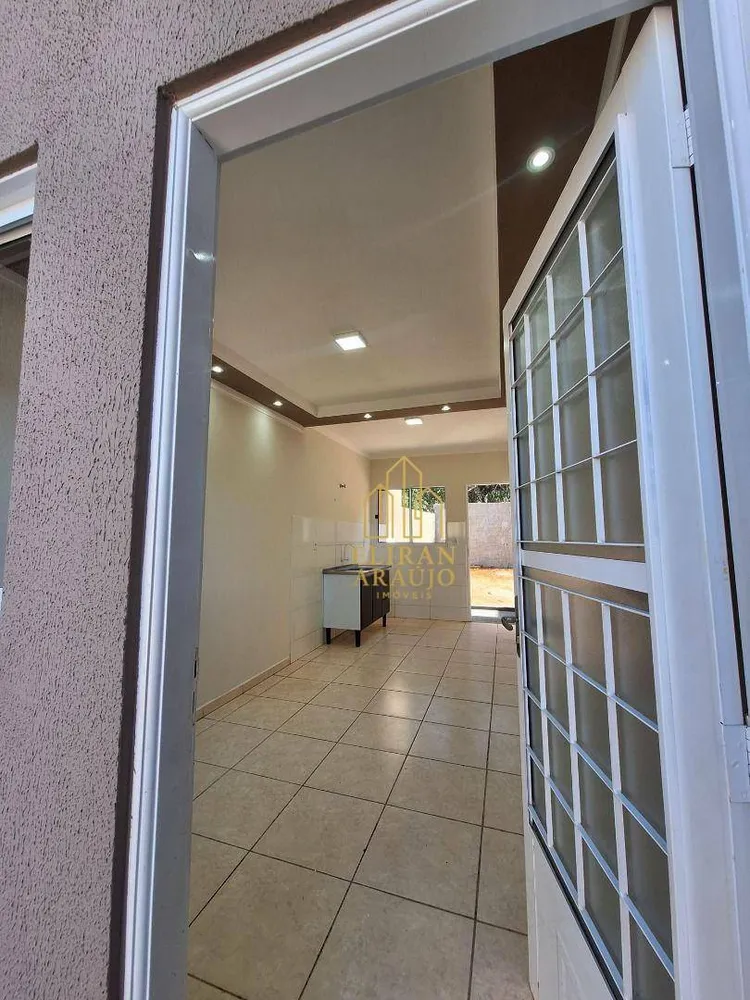 Casa, 2 quartos, 43 m² - Foto 1
