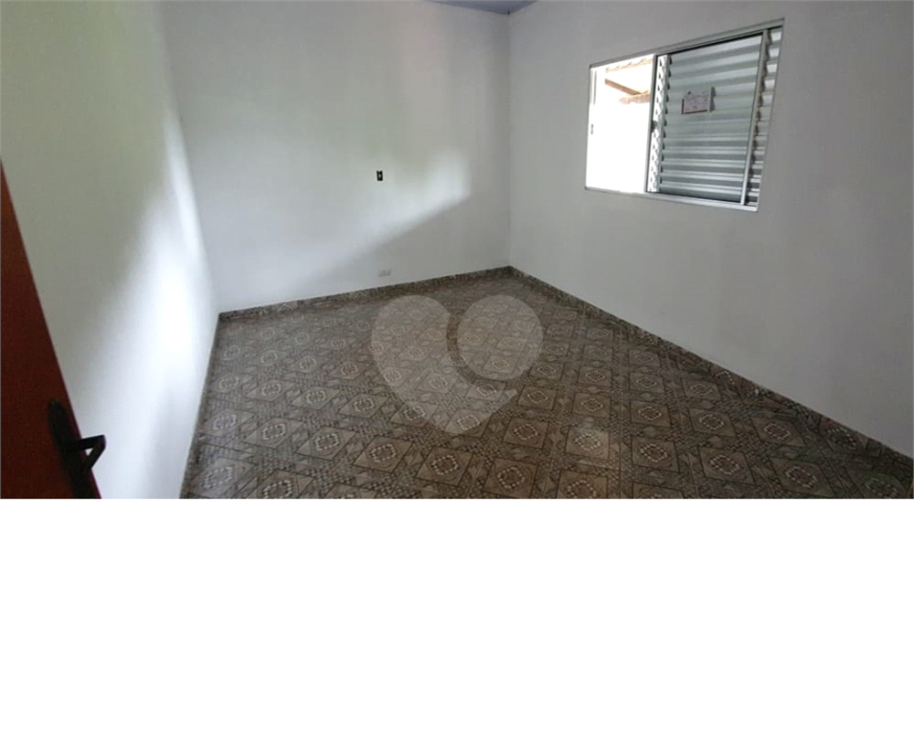 Casa à venda com 2 quartos, 105m² - Foto 6