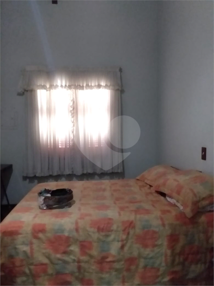 Casa à venda com 4 quartos, 1000m² - Foto 8