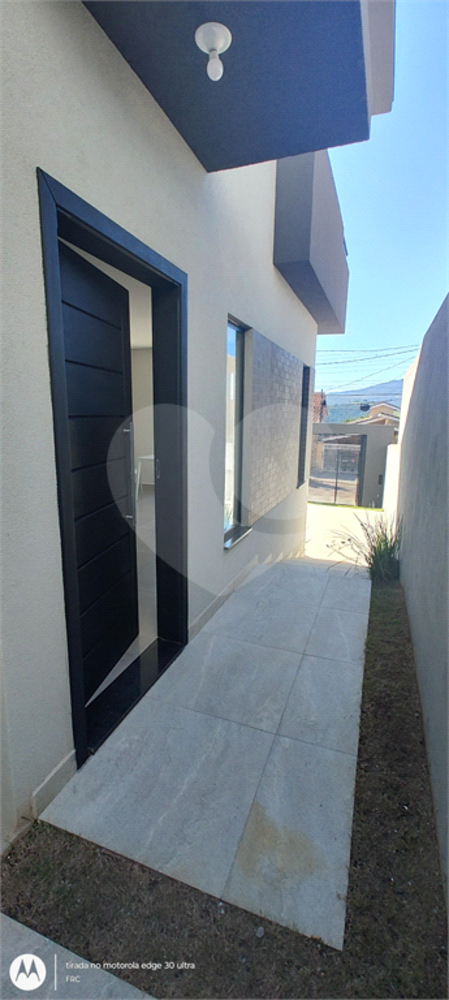 Casa à venda com 3 quartos, 115m² - Foto 4
