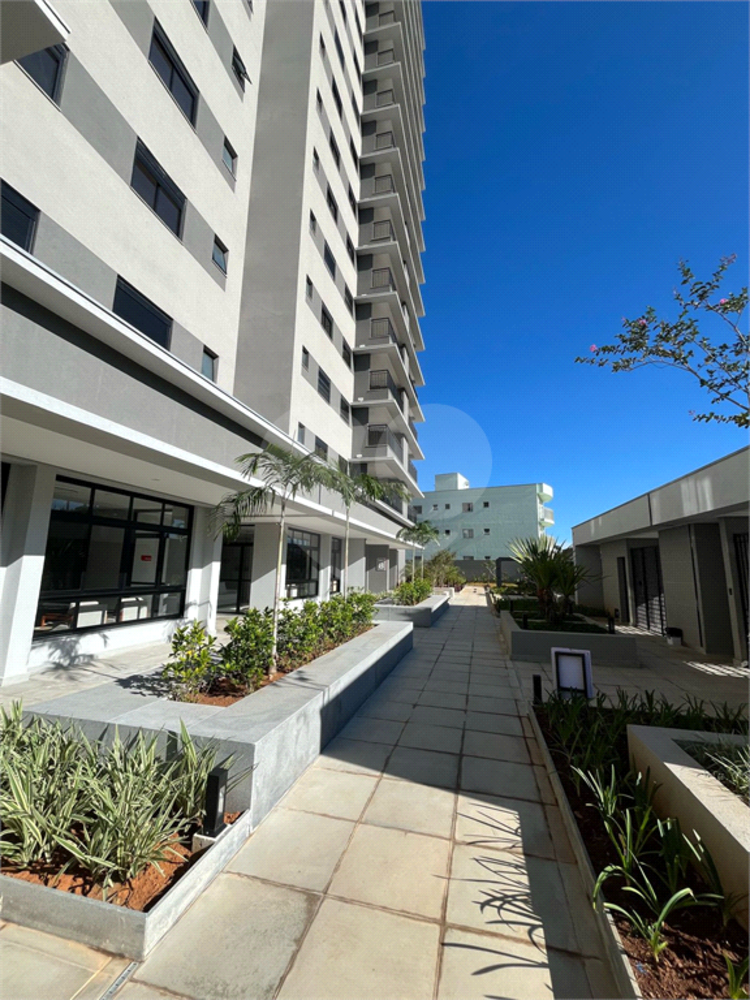 Apartamento à venda com 2 quartos, 68m² - Foto 1