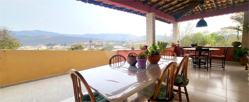 Chácara à venda com 3 quartos, 314m² - Foto 13