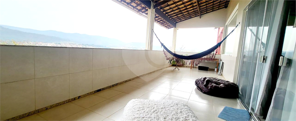 Chácara à venda com 3 quartos, 314m² - Foto 3