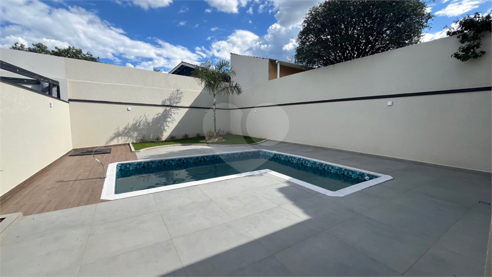 Casa, 3 quartos, 200 m² - Foto 15